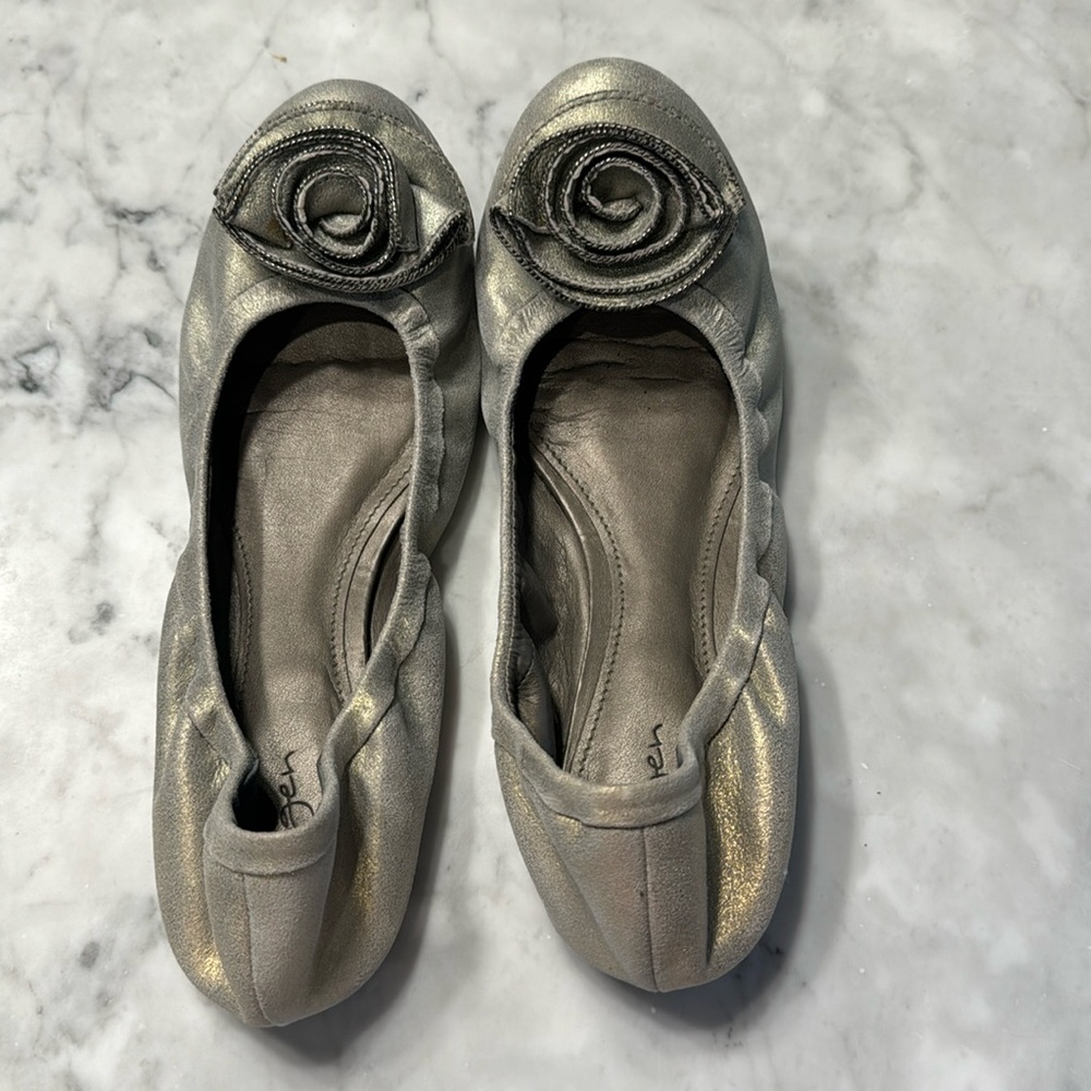 halogen flats